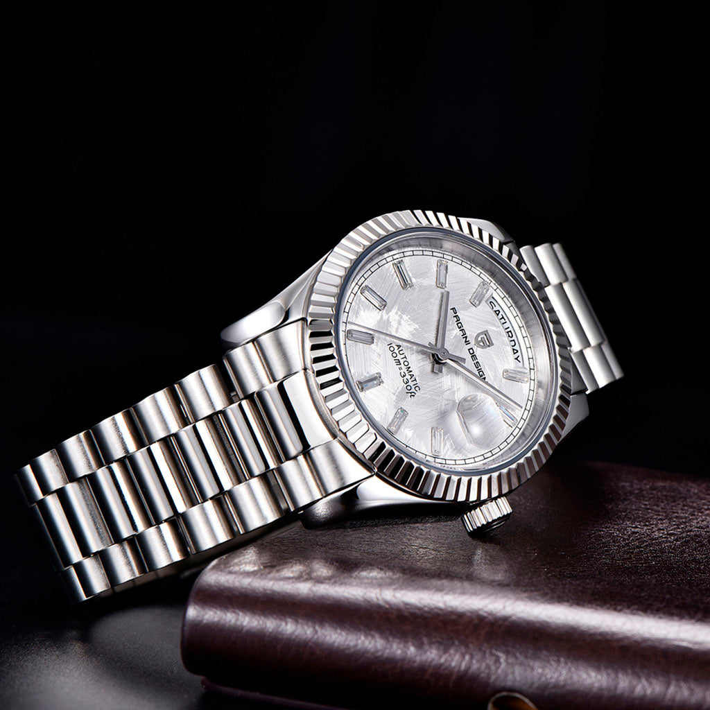 AutoWatch Supreme Date White