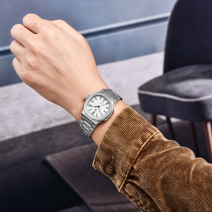 AutoWatch Onyx White